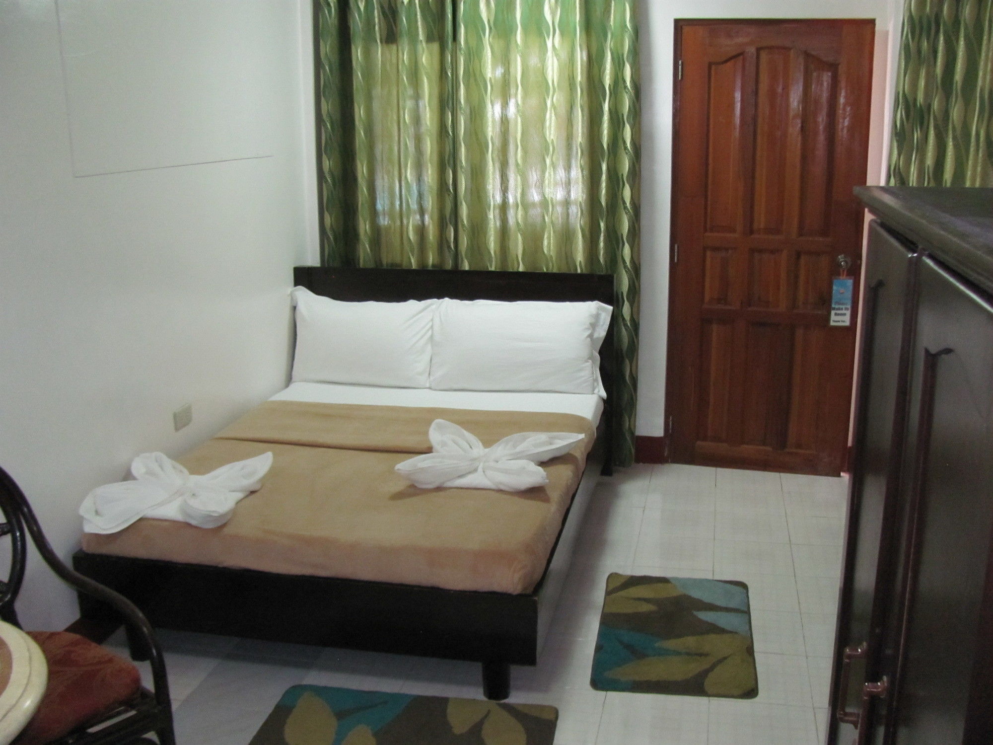 Deparis Beach Resort Balabag  Exterior photo